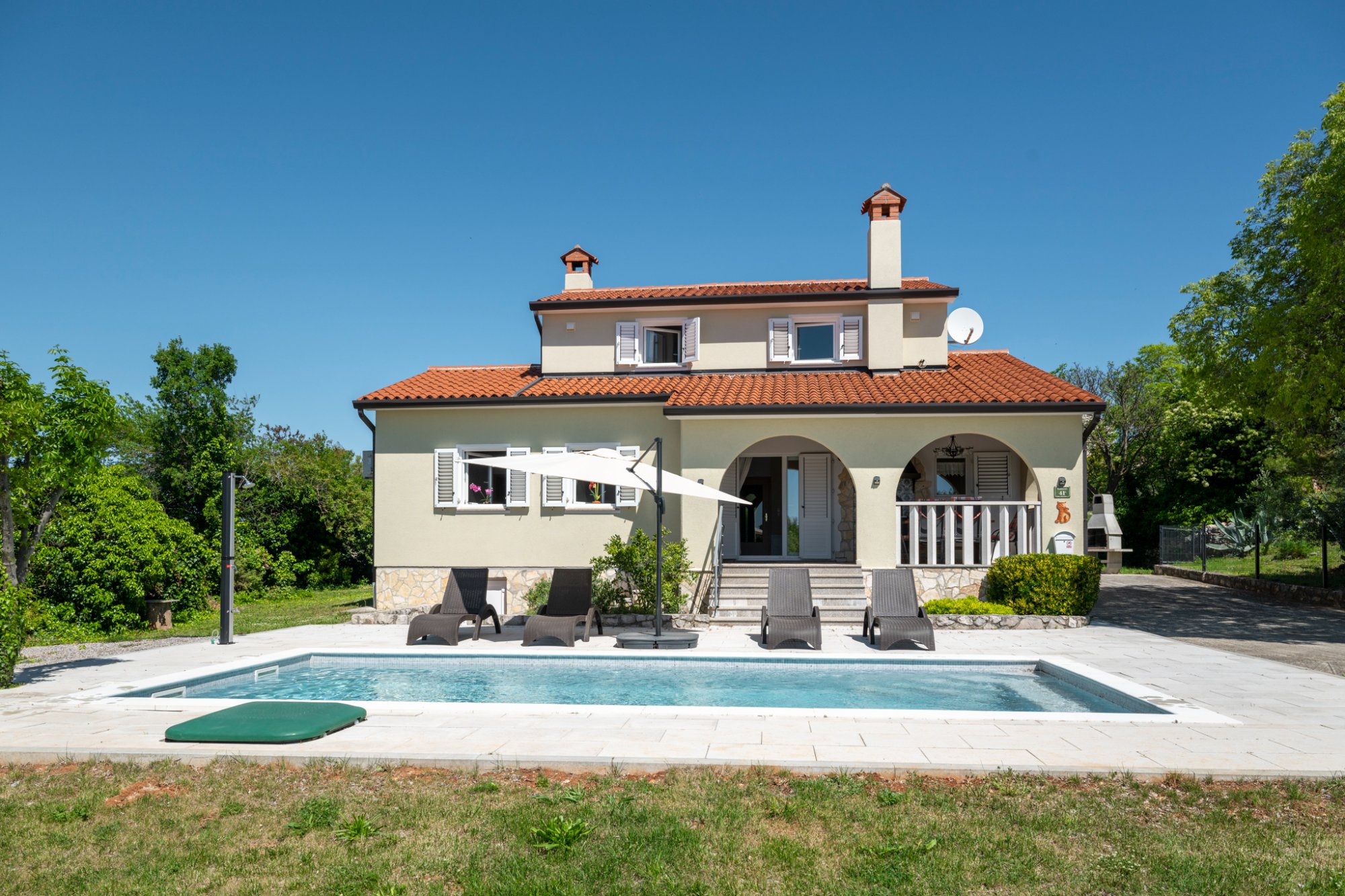 Holiday Home Serena exterior with pool near Adriatic Sv Lovrec Labinski Istria